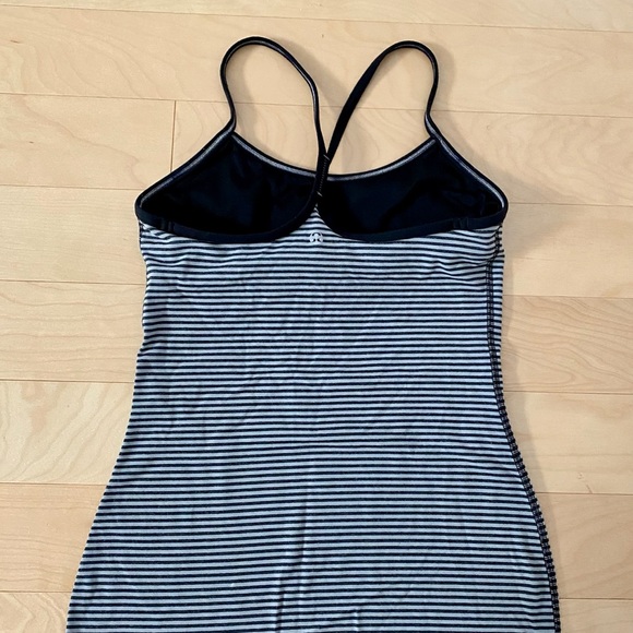 Black and grey stripped Lululemon tank top - Picture 3 of 5
